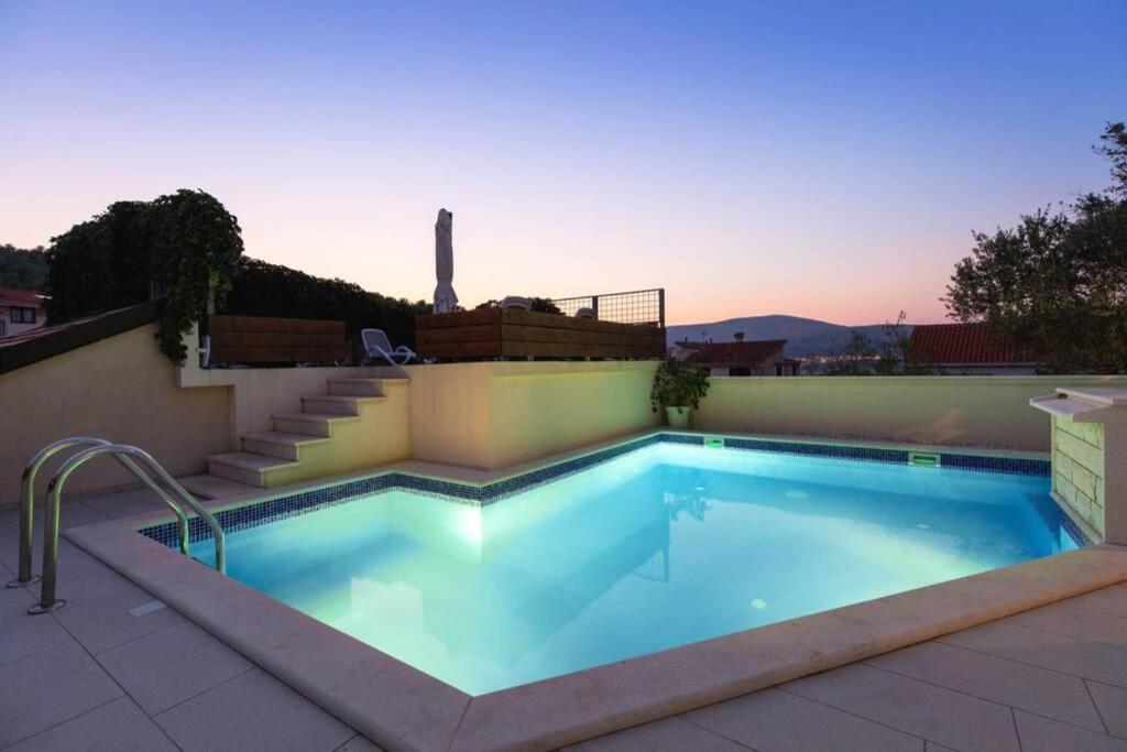 Villa Lipovac Trogir Exteriör bild
