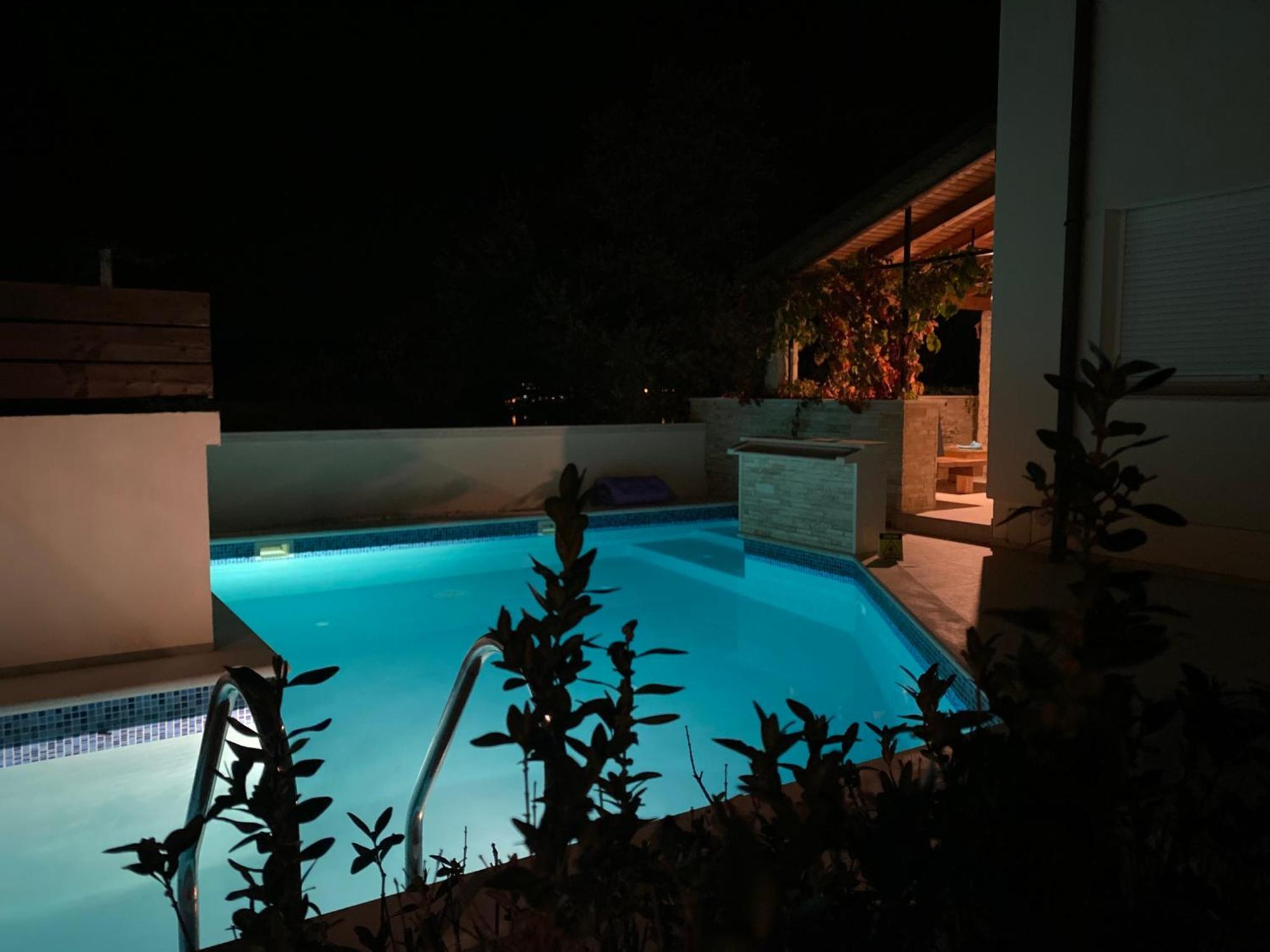 Villa Lipovac Trogir Exteriör bild